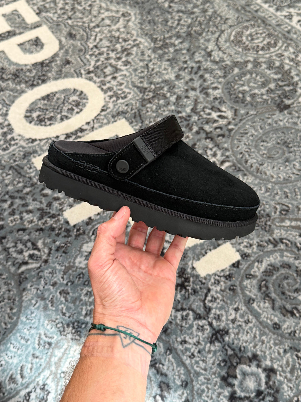 UGG Goldenstar Clog Schwarz Damen