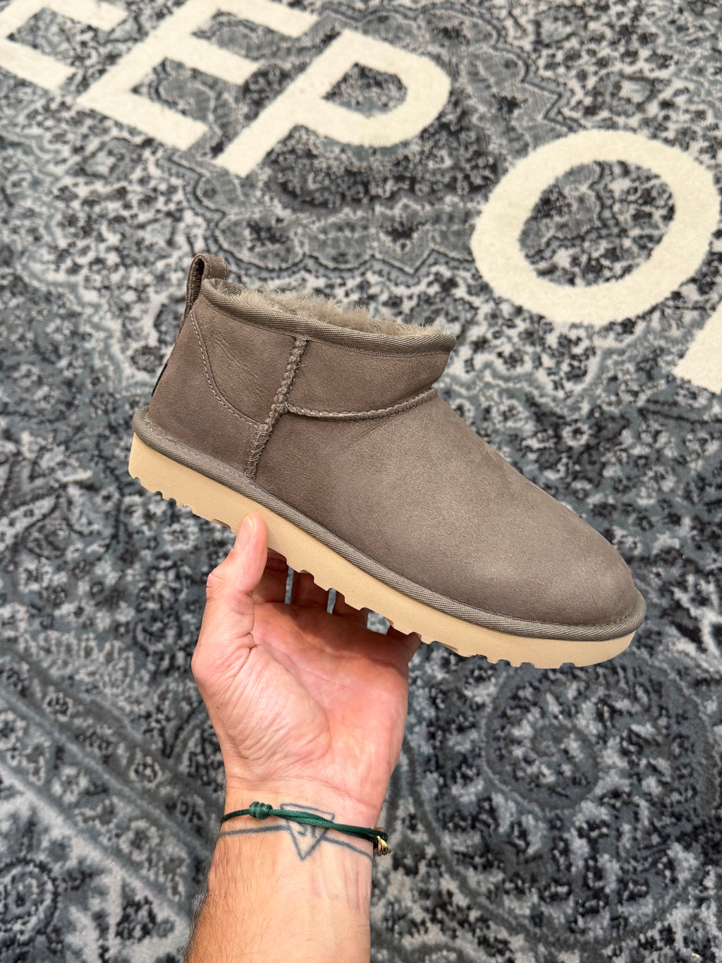 UGG Classic Ultra Mini Dried Oregano Damen