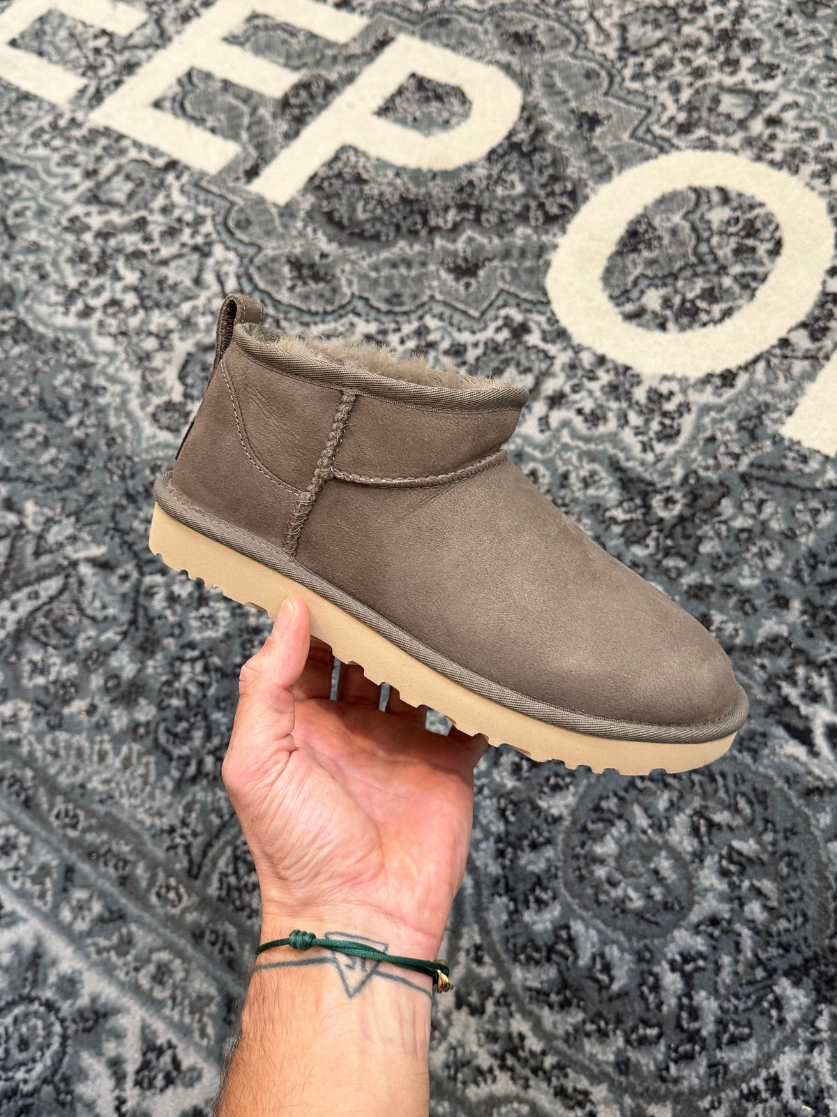 UGG Classic Ultra Mini Dried Oregano Damen