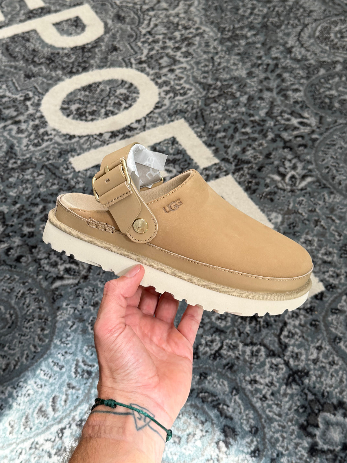 UGG Goldenstar Villa Clog Mustard Seed Damen