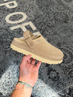 UGG Goldenstar Clog Sand Damen