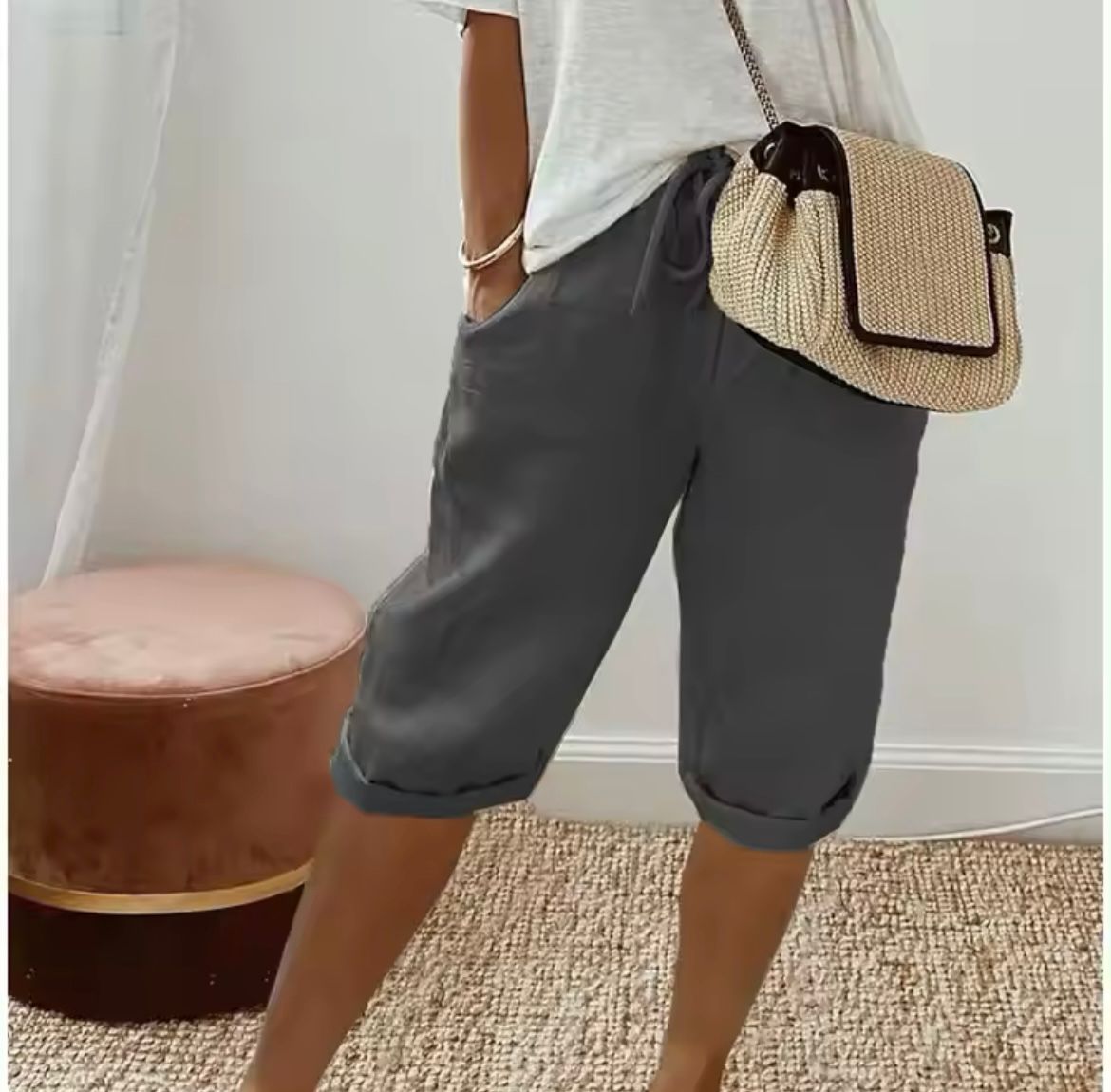 Damen Leinen Shorts Knielang mit Kordelzug und Taschen — Image 9