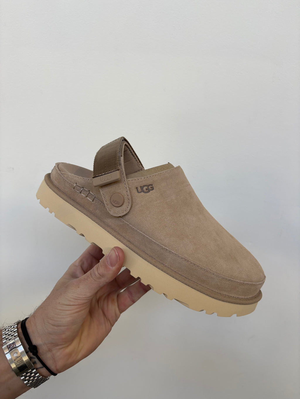 UGG Goldenstar Clog Sand Damen