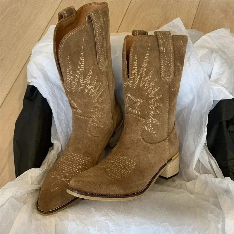 Marke Damen Cowboy Stiefel Wildleder Westernstiefel Braun Schwarz Stickerei Blockabsatz — Main Image