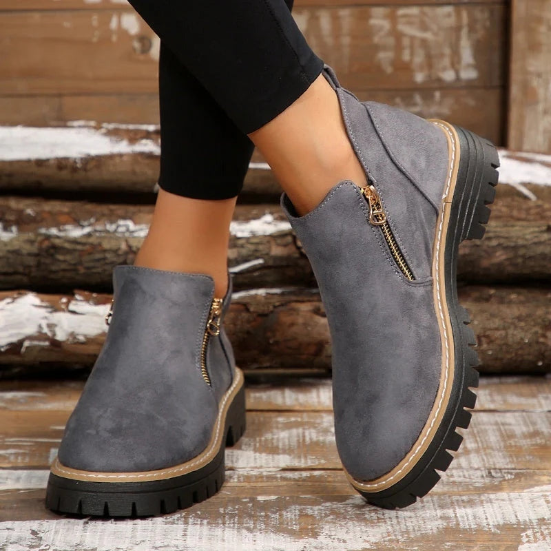Damen Chelsea Boots Wildleder Schwarz Grau Beige Reißverschluss Profilsohle — Image 2