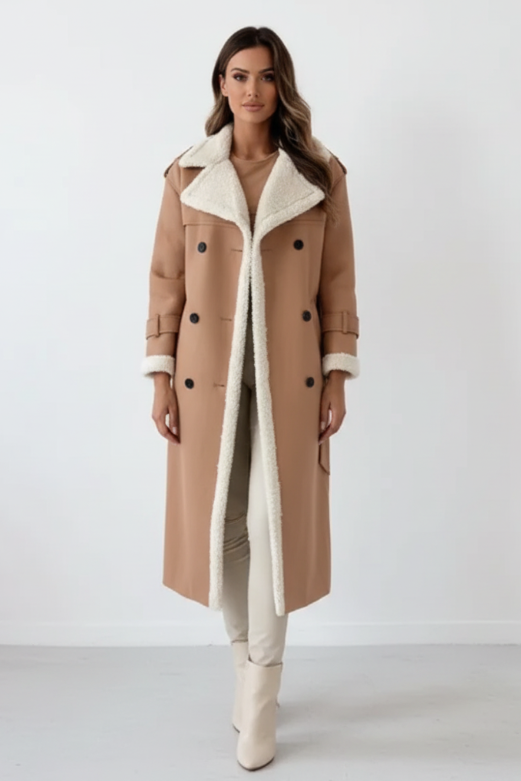 Marke Damen-Wintermantel mit Schaffellimitat, wendbar, stilvoll — Image 6