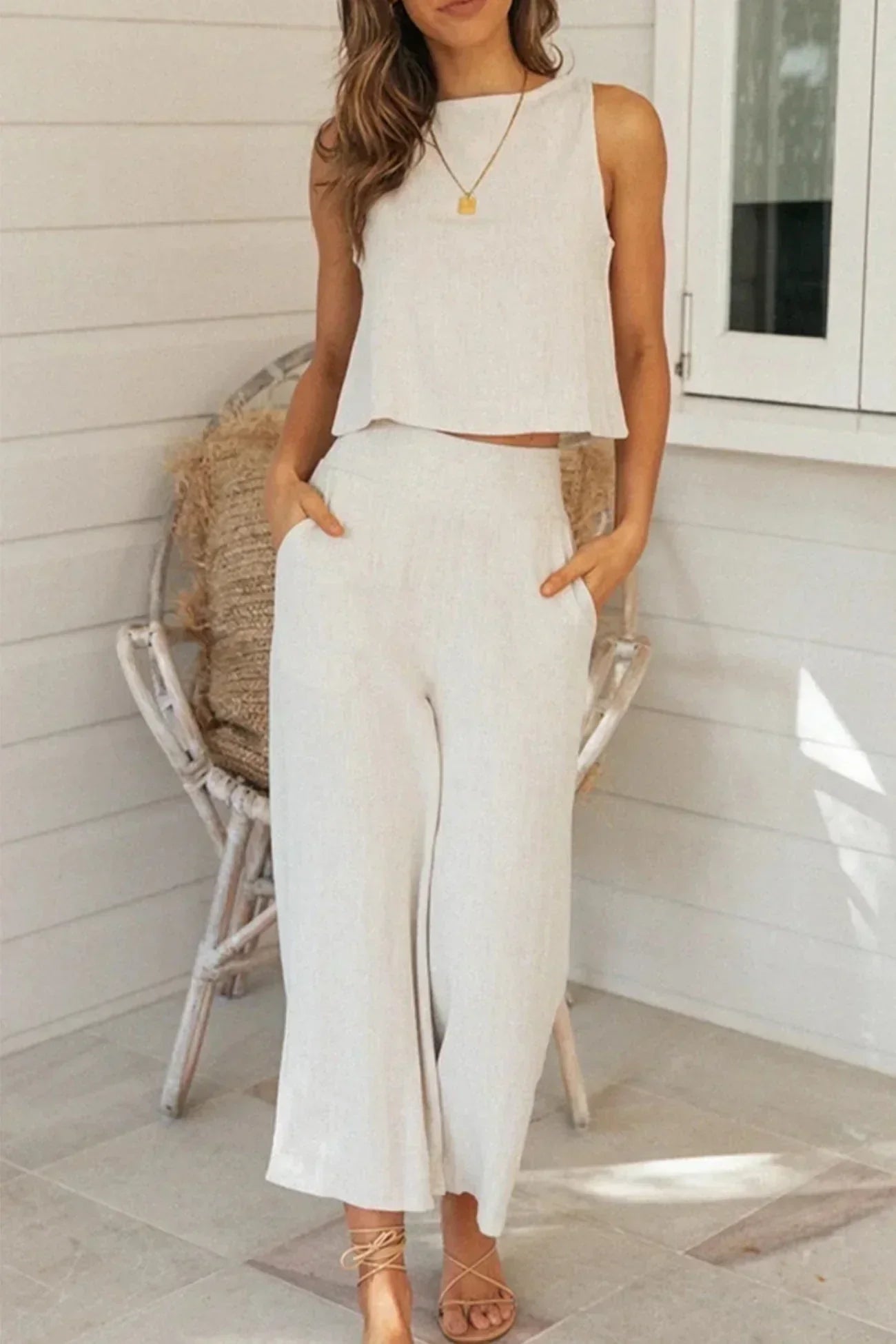 Damen Sommer Set aus Top und Hose, leicht und atmungsaktiv — Main Image