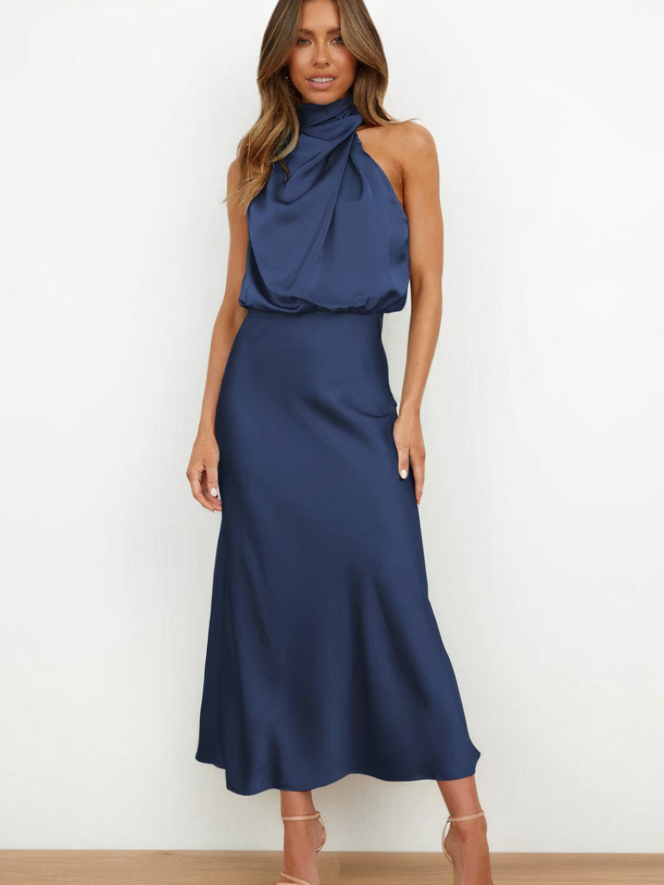 Elegantes Abendkleid in verschiedenen Farben — Image 5