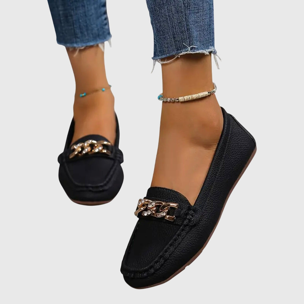 Elegante Damen Mokassins in Schwarz, Weiß und Beige — Image 2