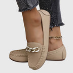 Elegante Damen Mokassins in Schwarz, Weiß und Beige — Image 3