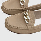 Elegante Damen Mokassins in Schwarz, Weiß und Beige — Image 6