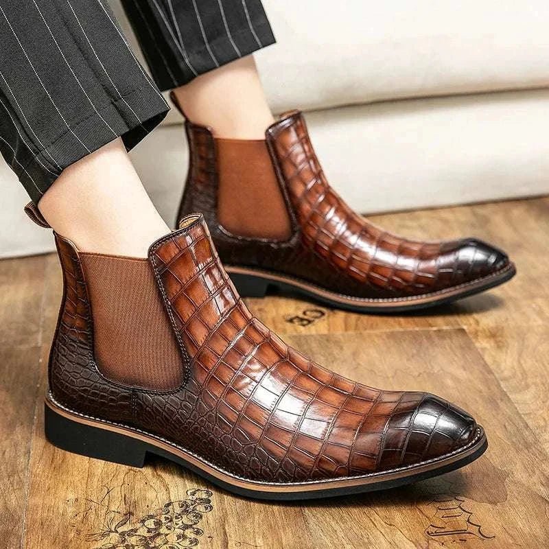 Elegante Jesolice Herren Chelsea Boots aus Leder mit Krokodil-Muster – Stylische Slip-On Ankle Dress Schuhe mit Elastischen Einsätzen — Image 6