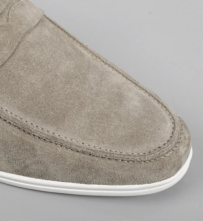 Elegante Jesolice Herren Klassische Wildleder Slipper – Bequeme Slip-On Dress Schuhe mit Gepolstertem Fußbett und Langlebiger Sohle für Business Casual — Image 7