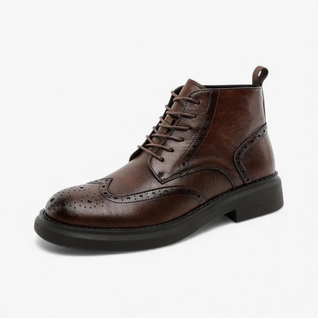 Elegante Jesolice Herren Leder Brogue Stiefeletten – Stilvolle Wingtip Schnürschuhe für Business und Freizeit — Main Image