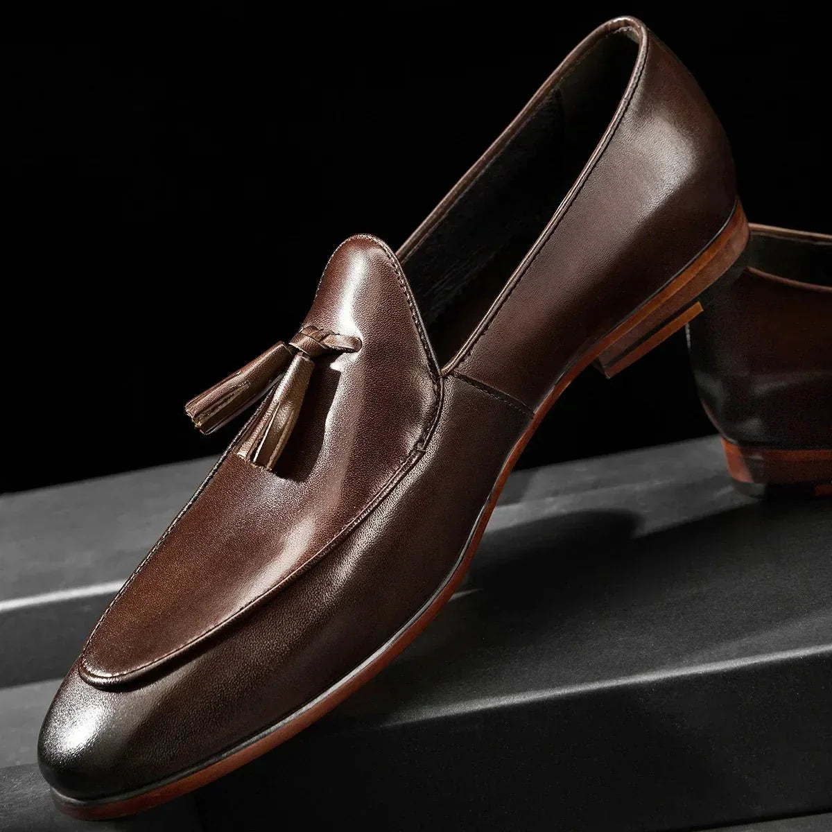 Elegante Jesolice Herren Leder Quasten Slipper – Klassische Slip-On Dress Schuhe für formelle und legere Anlässe — Image 2