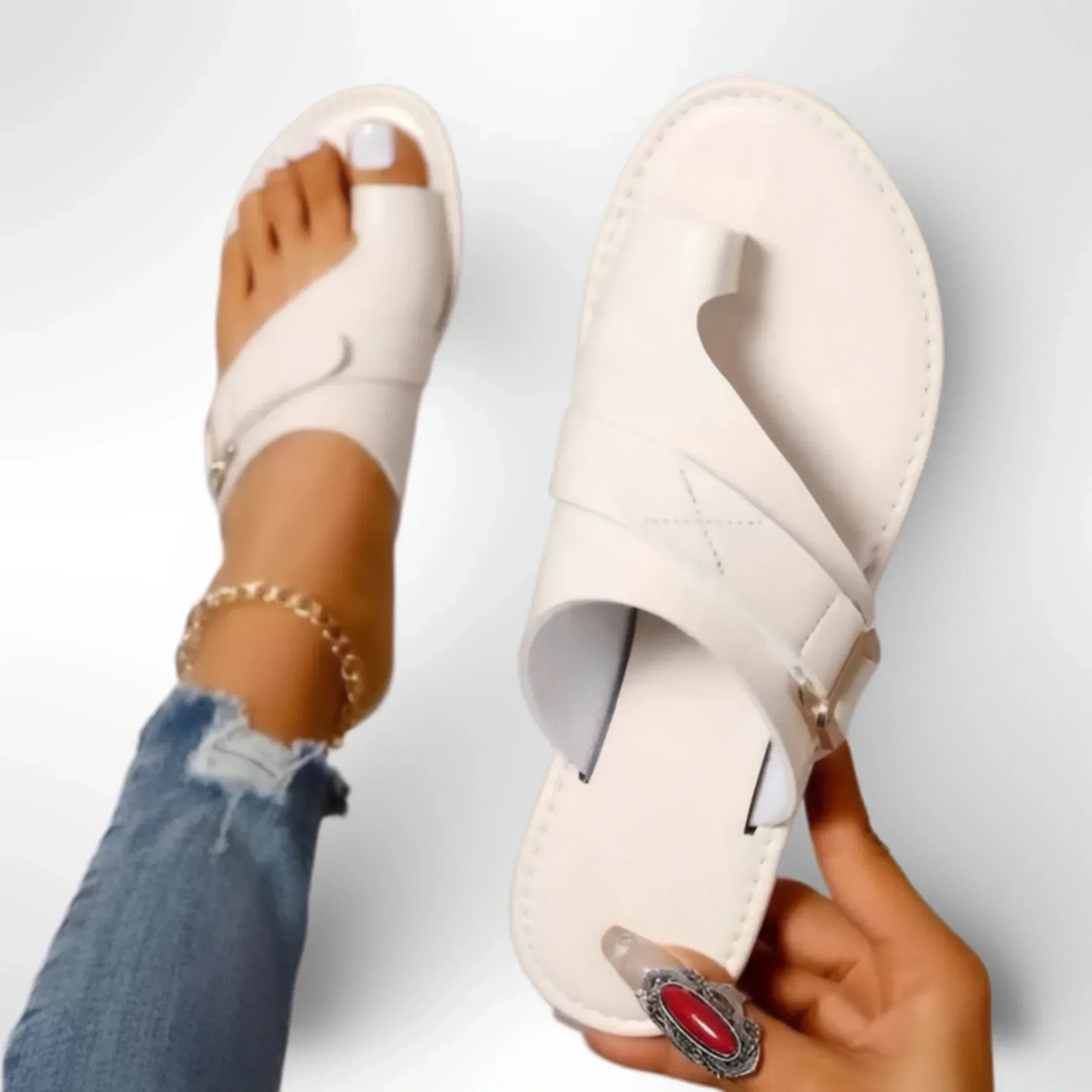 Elegante Damen Sandalen aus Leder in Weiß, Schwarz und Braun — Main Image