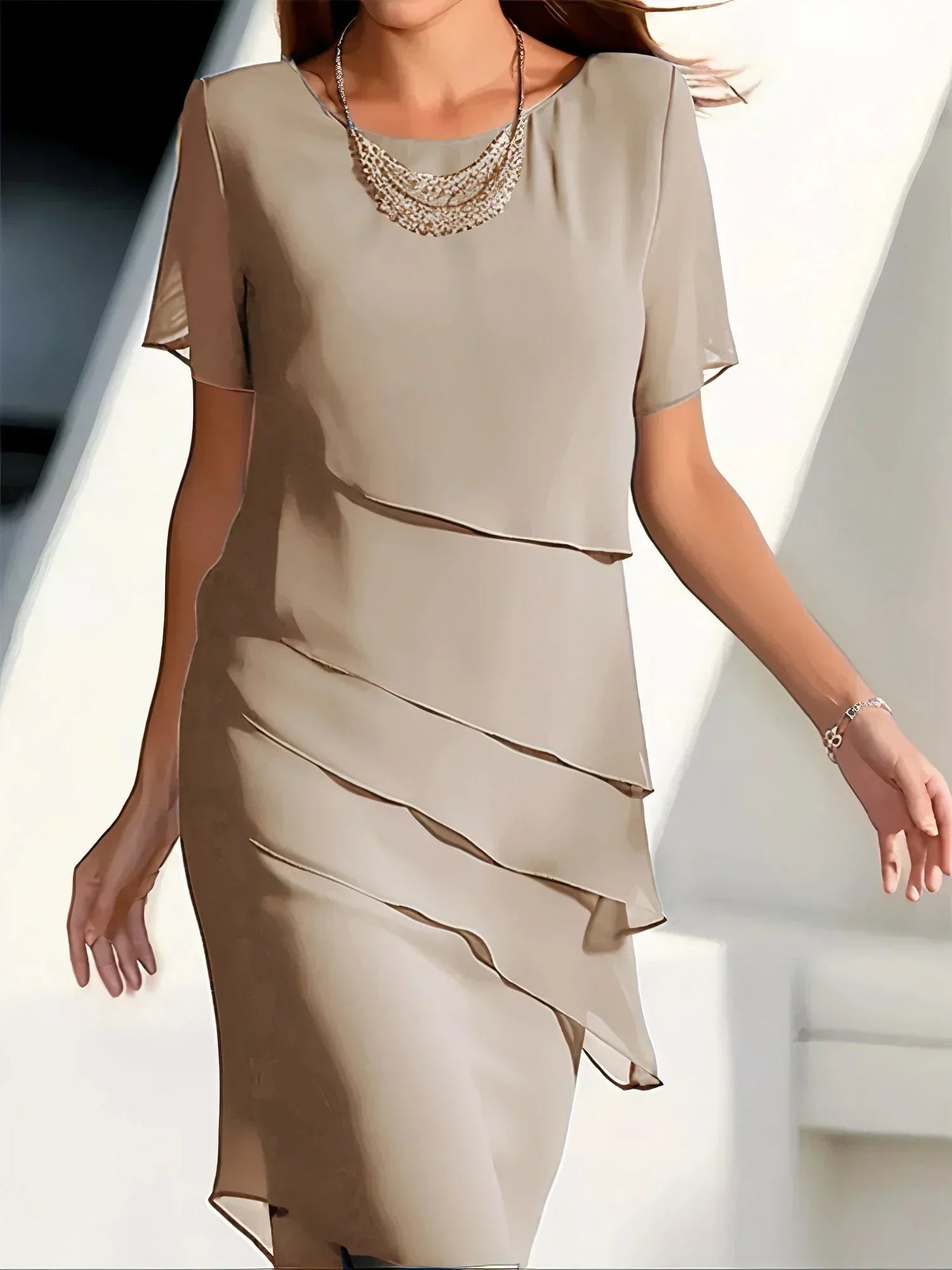 Elegantes Damenkleid in verschiedenen Farben — Image 4