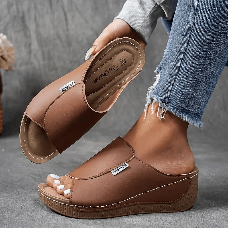 Fashion Damen Sandalen in Beige, Braun, Schwarz, Rot, Blau — Image 3