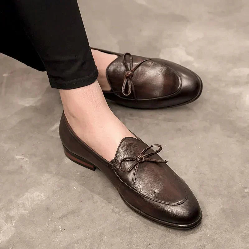 Jesolice Herren Leder Slipper – Elegante Slip-On Dress Schuhe mit Schleifen Detail für Business Casual und formelle Anlässe, stilvoll — Image 4