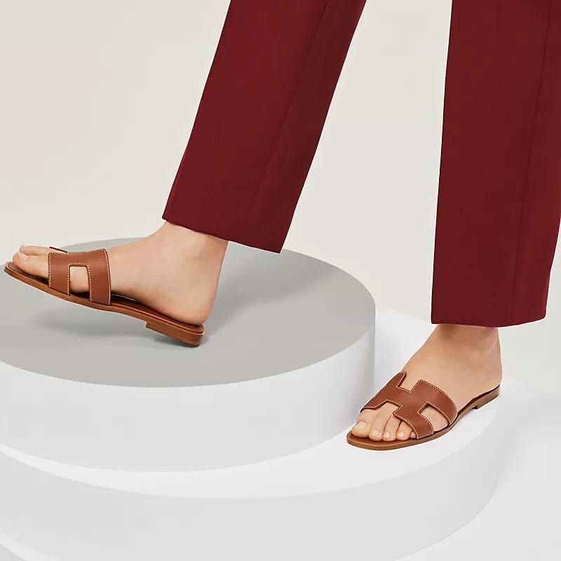 Lunara Sandalen in Schwarz — Image 11