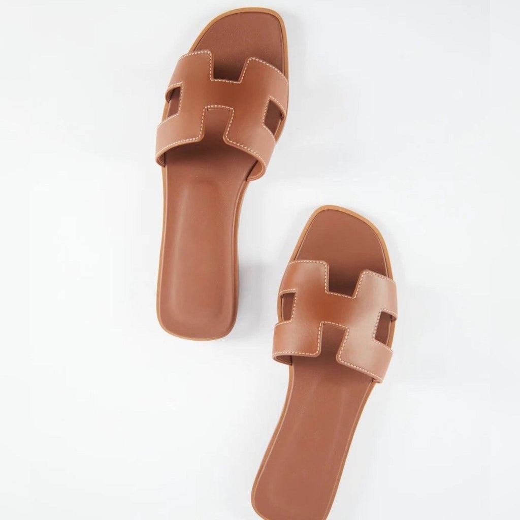 Lunara Sandalen in Schwarz — Image 12