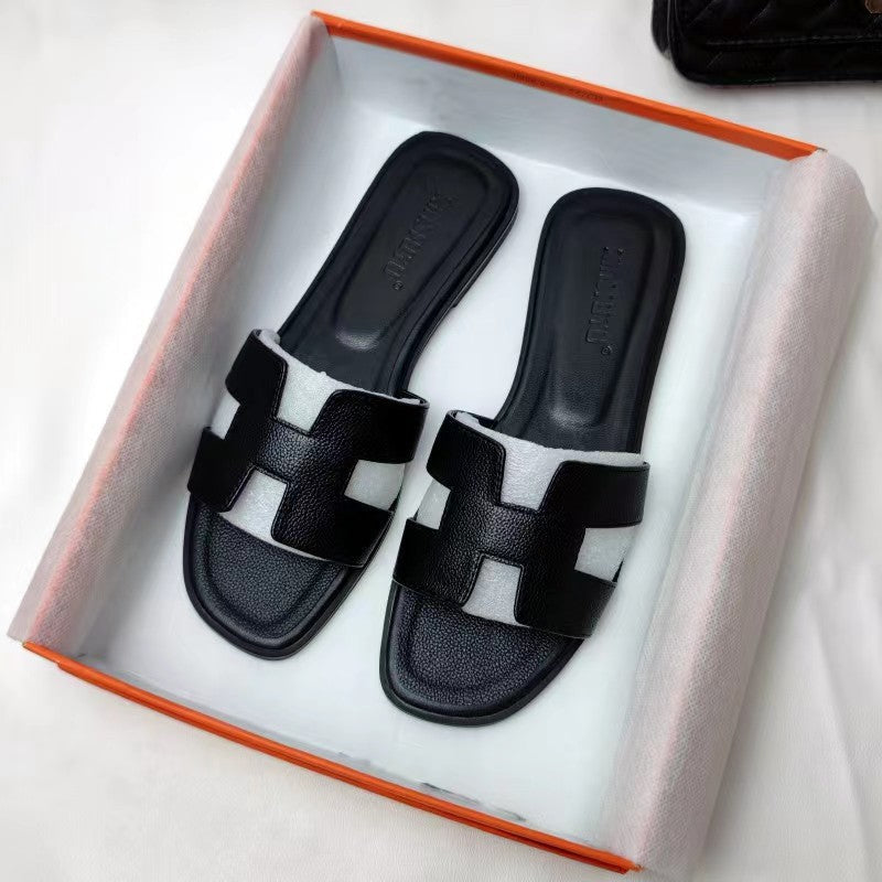 Lunara Sandalen in Schwarz — Image 14