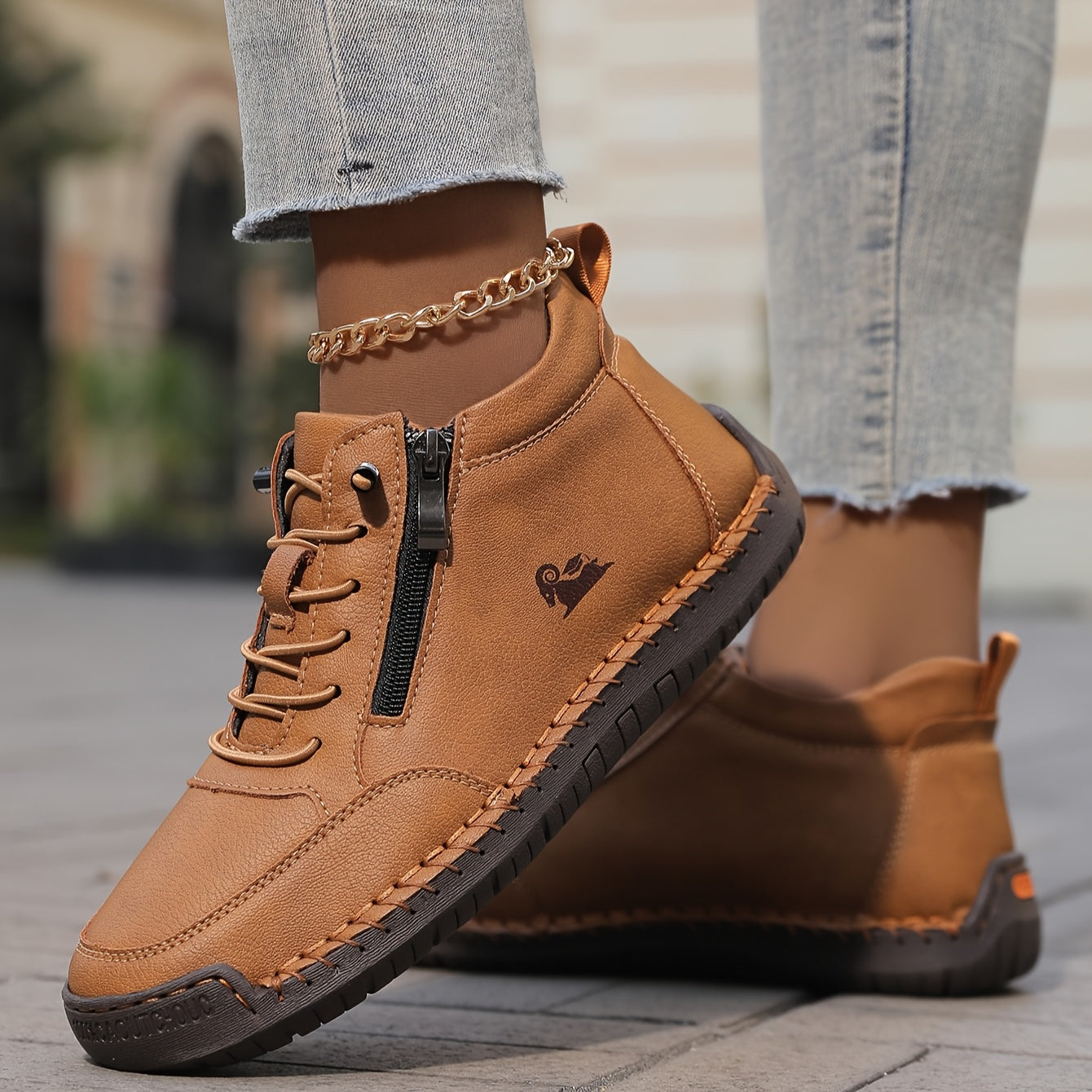 Lunara Sneaker in Lederoptik — Image 18