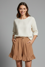Marke Damen Shorts mit Rüschen Saum in Beige — Image 2