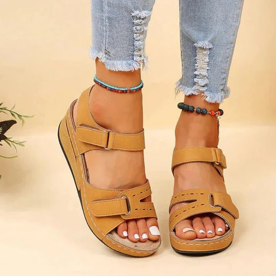 Marke Sandalen Damen in Schwarz, Beige, Rot, Braun — Image 2