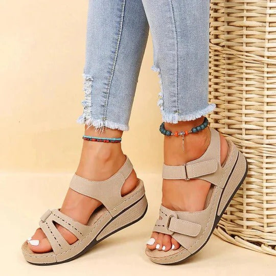 Marke Sandalen Damen in Schwarz, Beige, Rot, Braun — Image 4