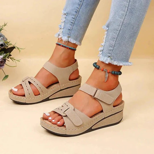 Marke Sandalen Damen in Schwarz, Beige, Rot, Braun — Image 8