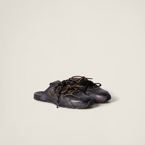 530 SL Mules aus gebleichtem Leder mit Gummisohle in Schwarz und Braun 2