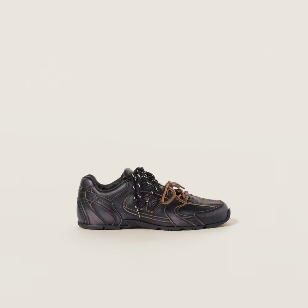 530 SL Runner – Leder Edition in elegantem Schwarz