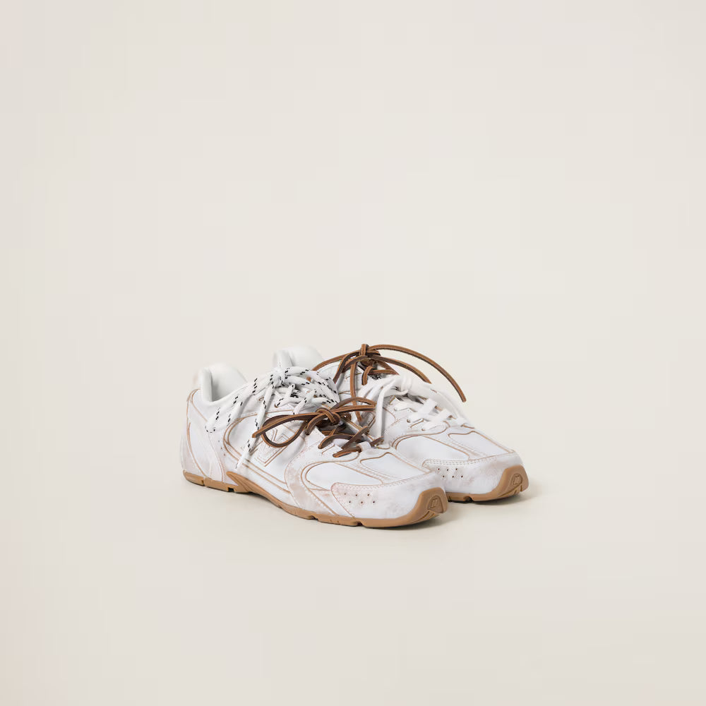 530 SL Runner – Leder Edition in Weiß, elegante und luxuriöse Sneakers
