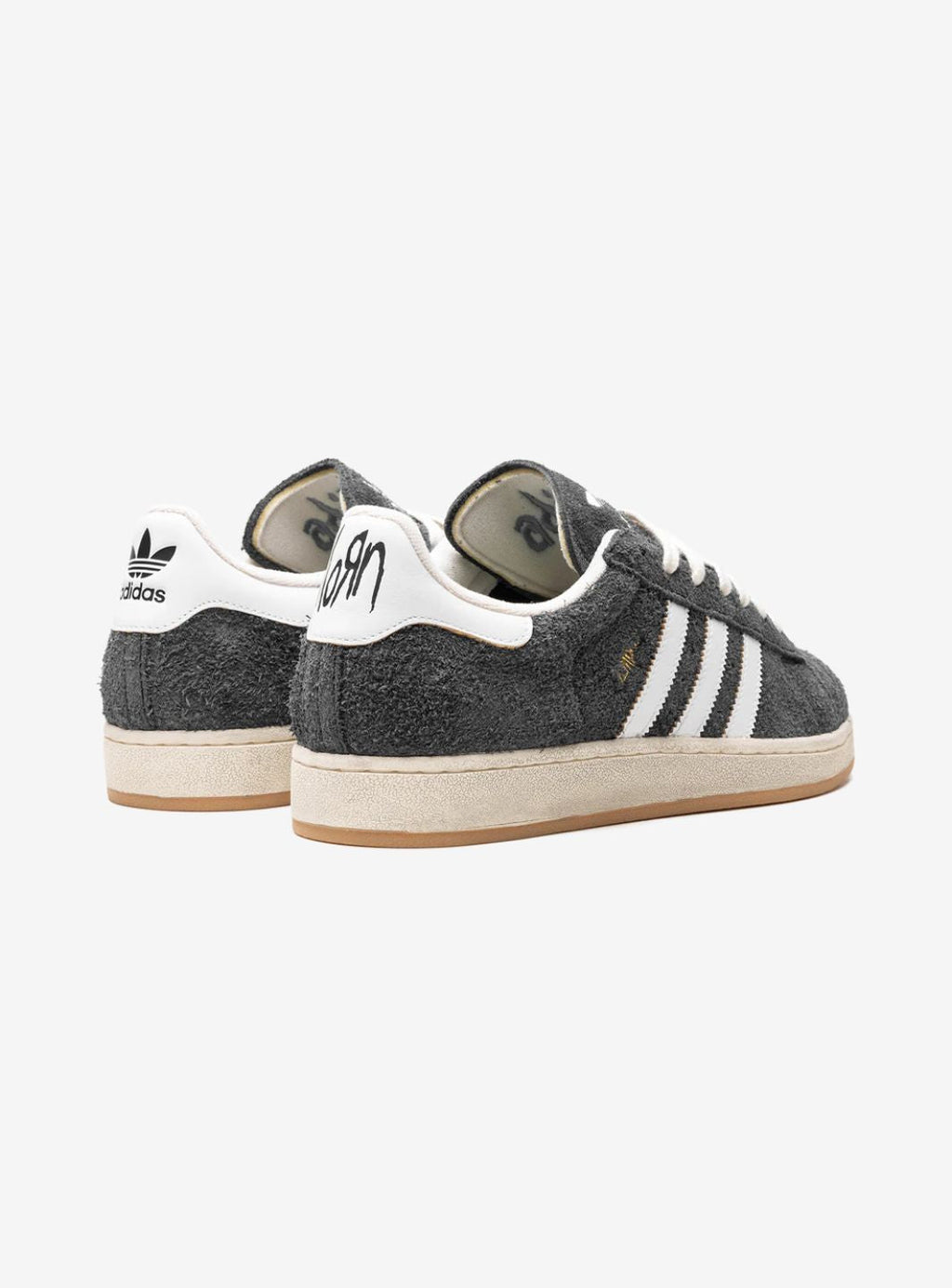 Adidas Campus 2 KoRn Sneakers in Schwarz, Grau und Beige. 3