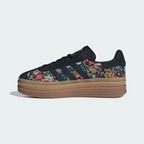 Adidas x Liberty London Sambae elegante schwarze Sneakers mit floralen Details. 4