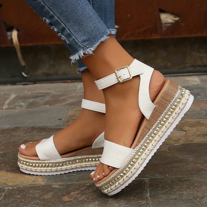 Arielle Plattform Sandalen für Frauen mit Knöchelriemen 7