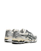 ASICS GEL-Kayano 14 Unisex Trainer in atmungsaktivem Design 10
