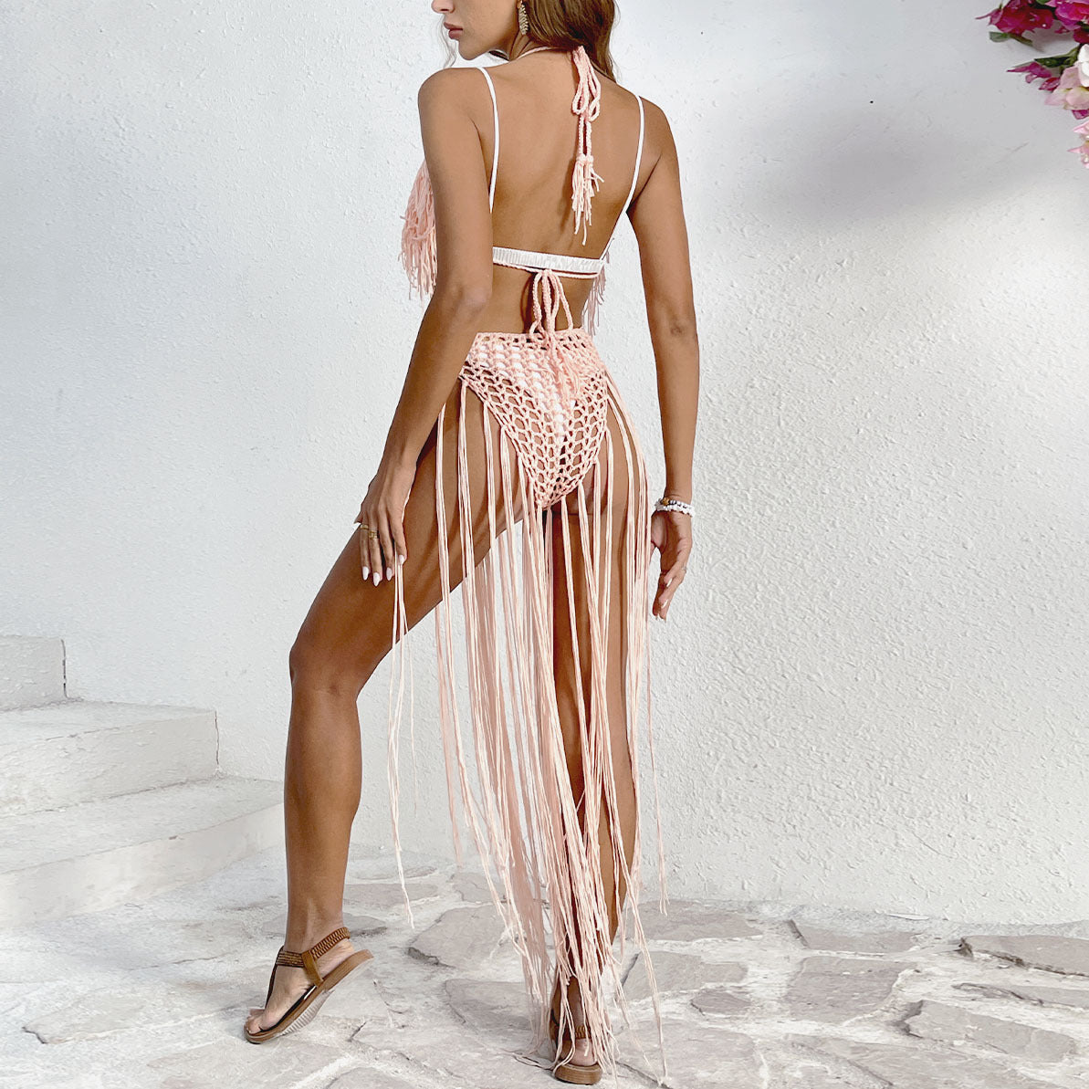 Häkel-Badestrandkleid in Rosa mit fransigen Details 4