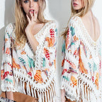 Strandponcho Weiß mit buntem Federdesign