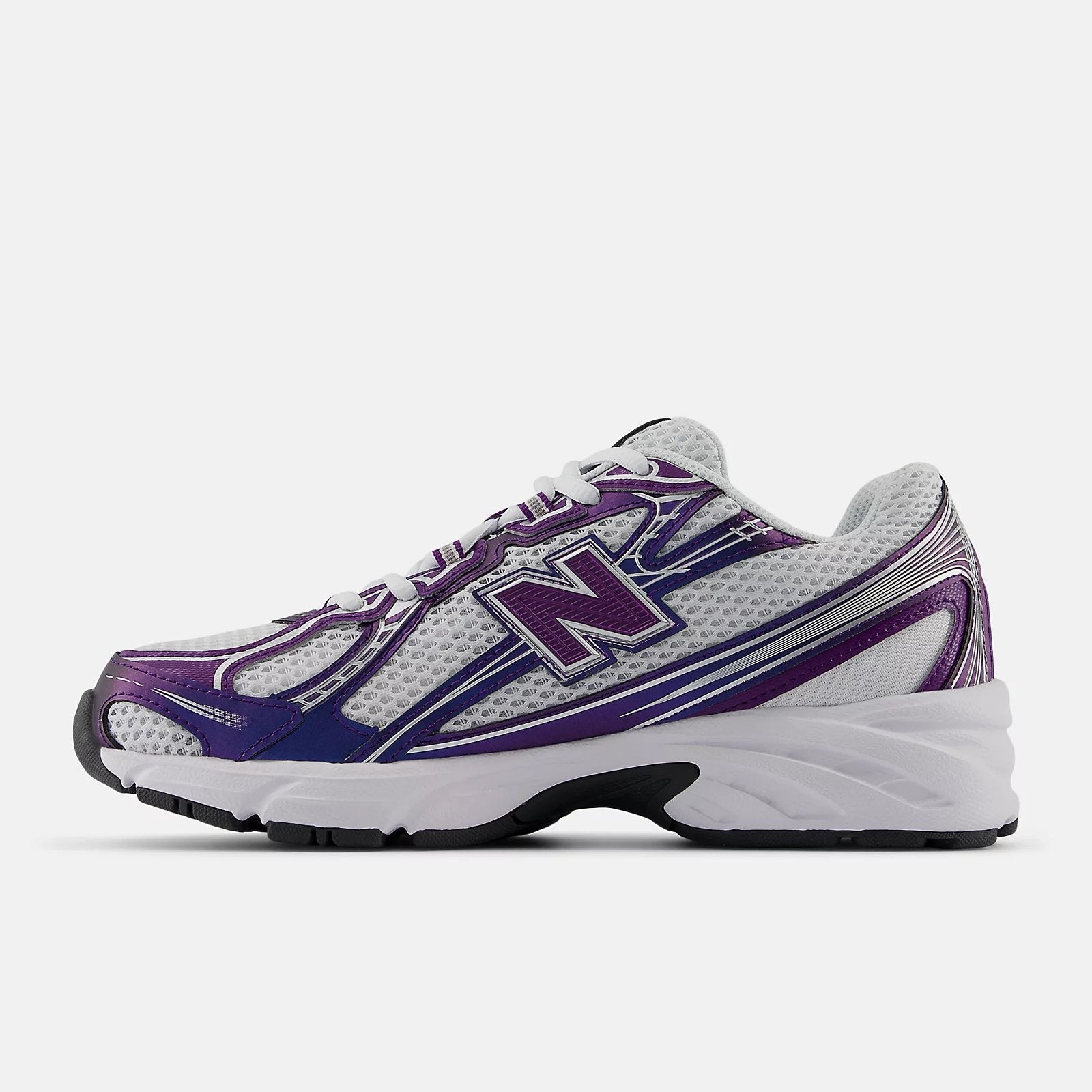Damen Retro New Balance 740 Sneakers in verschiedenen Farben 15