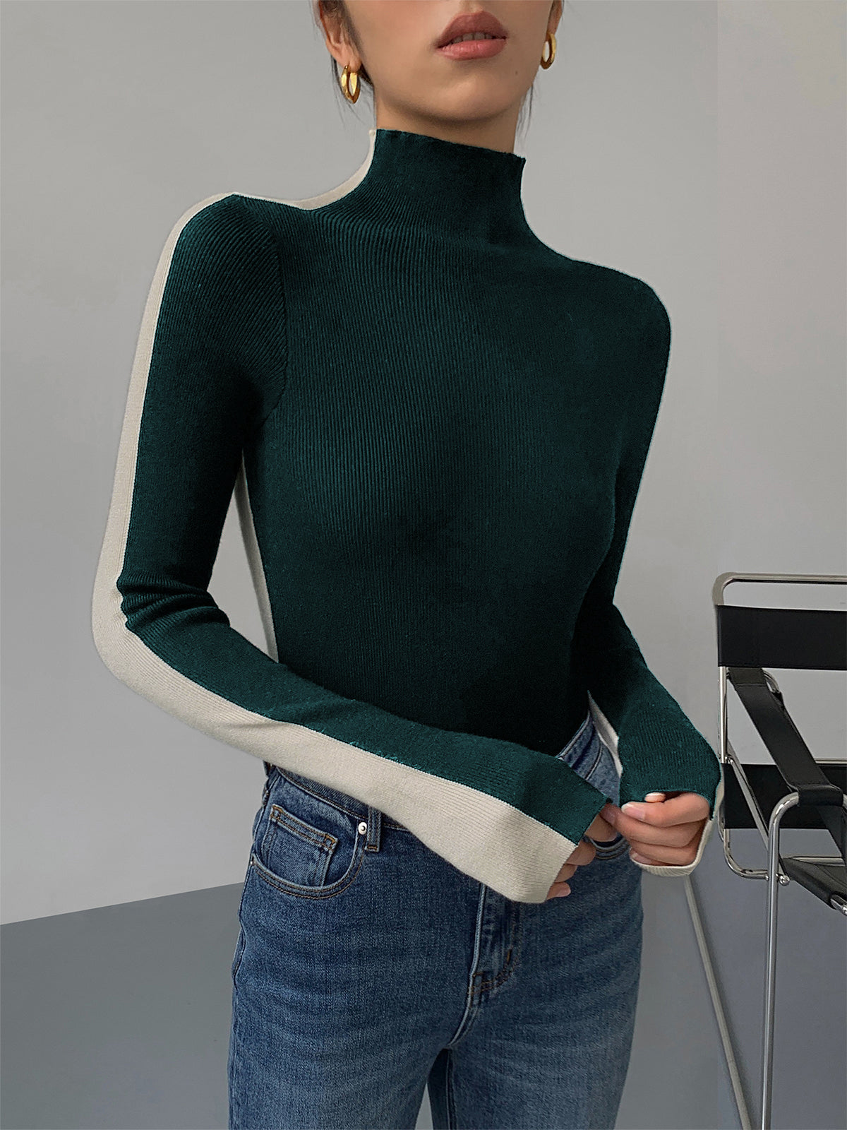 Zweifarbiger Damen-Strickpullover in Schwarz 7