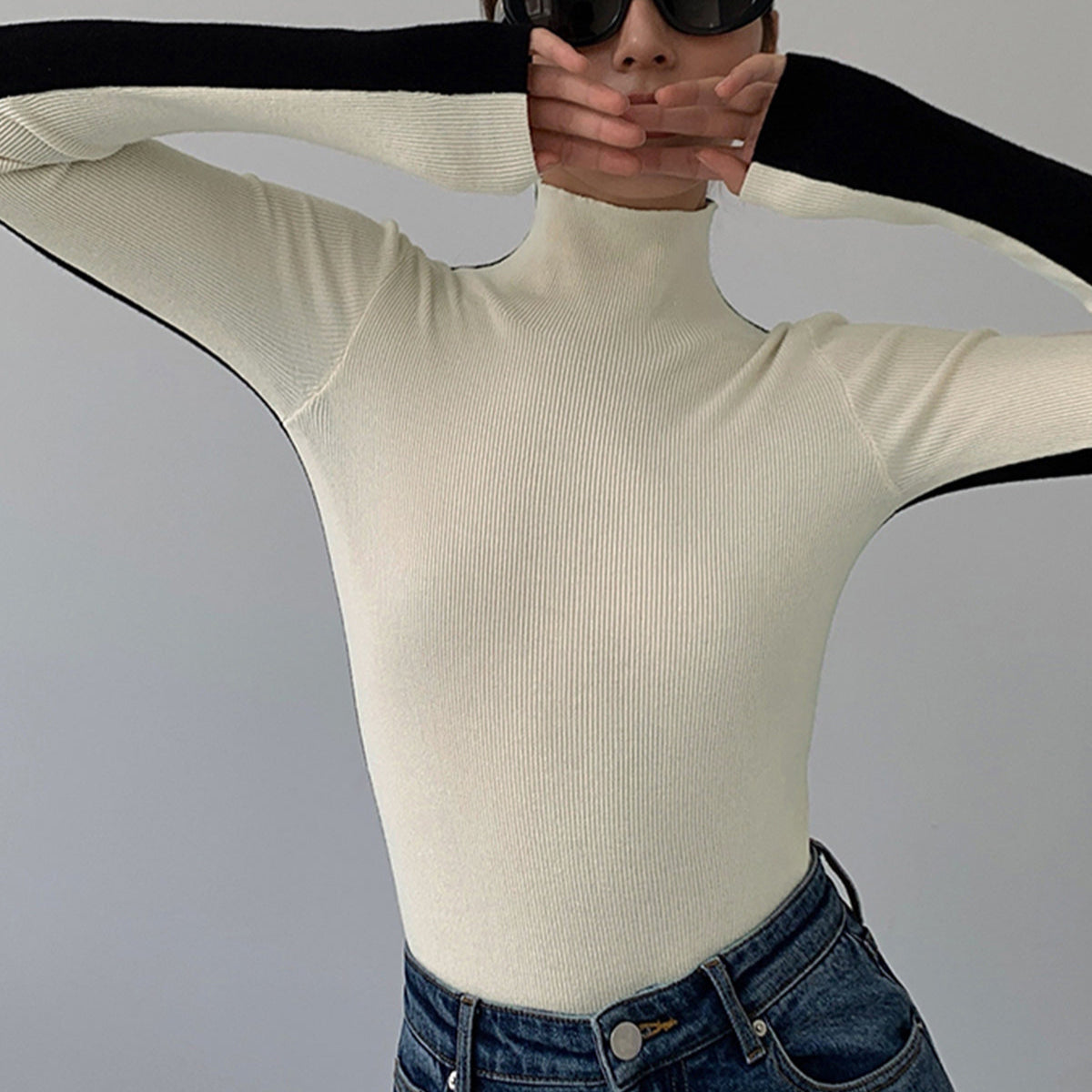 Zweifarbiger Damen-Strickpullover in Schwarz 8