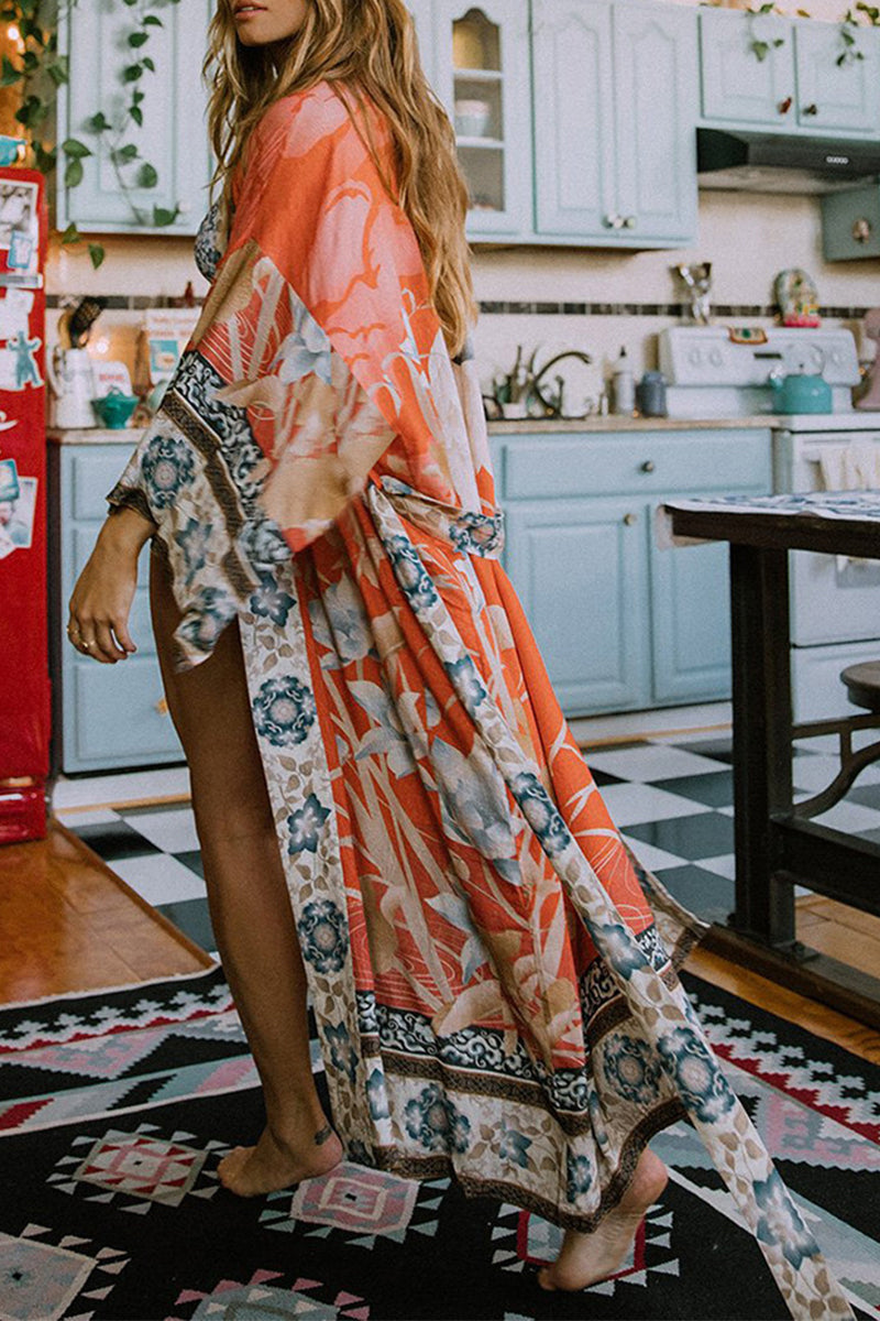 Kimono Orange mit floralem Print, ideal für Freizeit und Entspannung