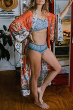 Kimono Orange mit floralem Print, ideal für Freizeit und Entspannung 4