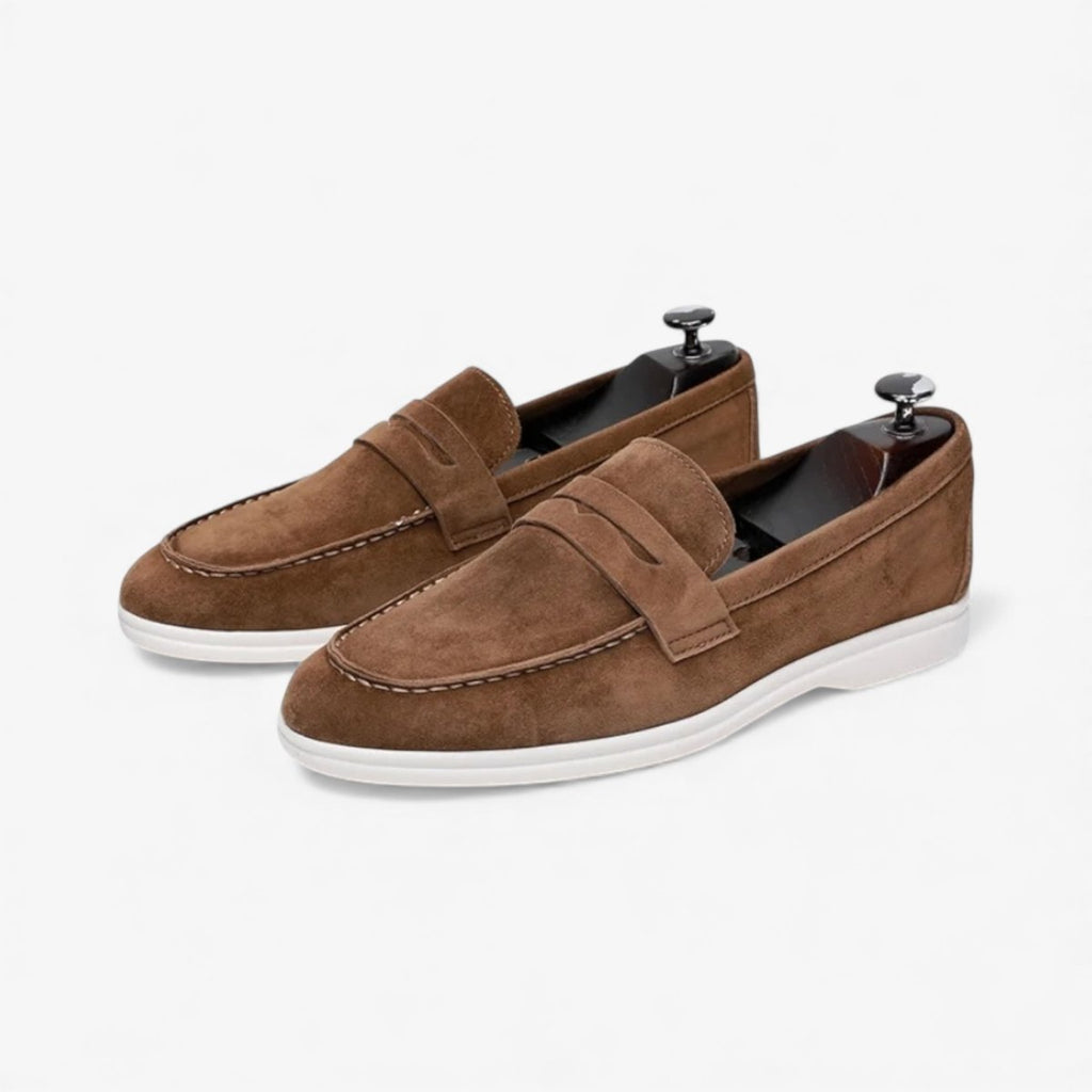 Herren Wildleder Penny Loafers in verschiedenen Farben und Größen.