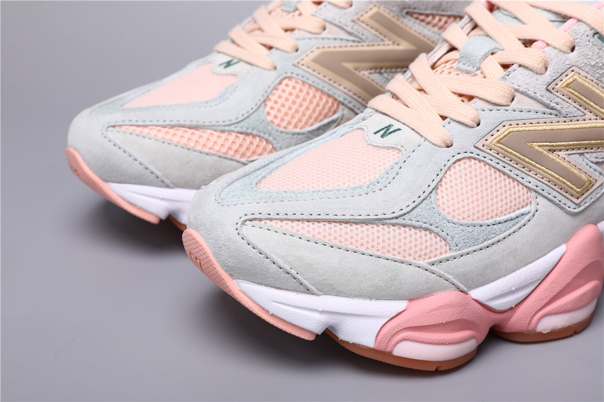 New Balance 9060 (Collab) Graue Pinke Sneakers von StreetLased 3