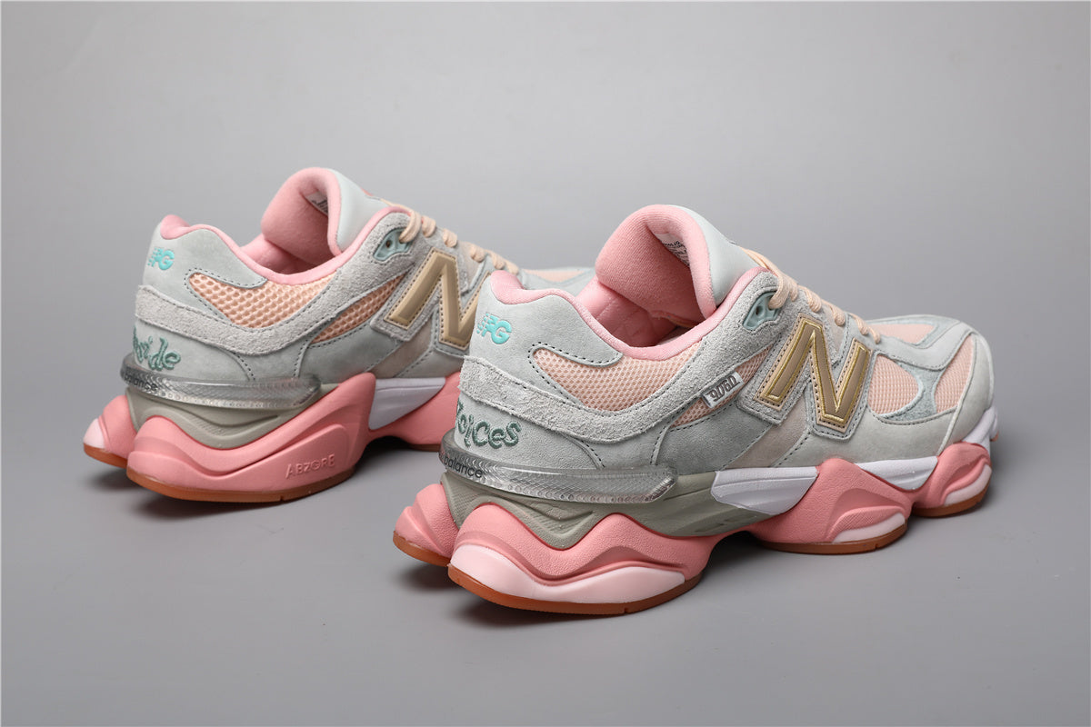 New Balance 9060 (Collab) Graue Pinke Sneakers von StreetLased 5