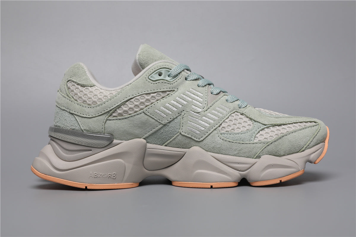 New Balance 9060 in Grün, sportliche Sneakers für jeden Anlass.