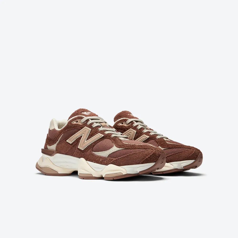 New Balance 9060 Timberwolf Sneakers in Raincloud Farbe 3